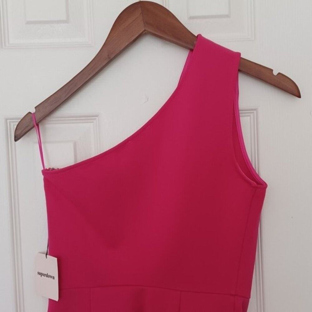 superdown Fuchsia One-Shoulder Mini Dress - Picture 10 of 11